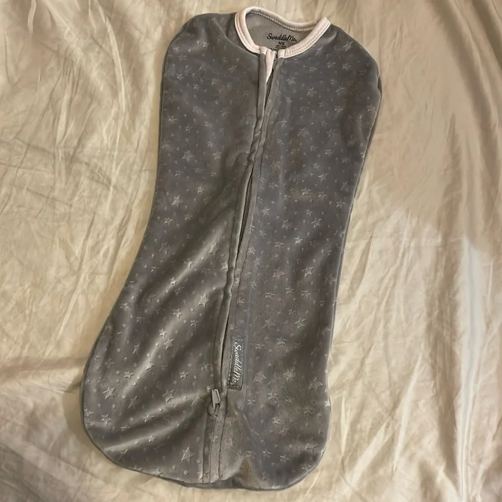 SwaddleMe Newborn zipper Swaddle